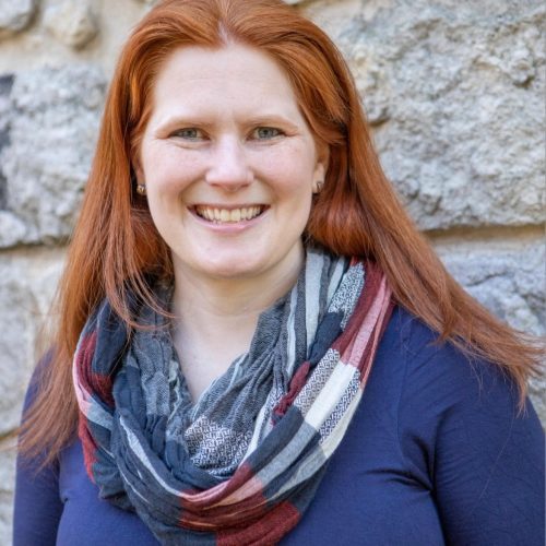 Amanda Kennon Headshot